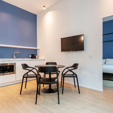 Easyhomes-City Centre Suites Милан Экстерьер фото
