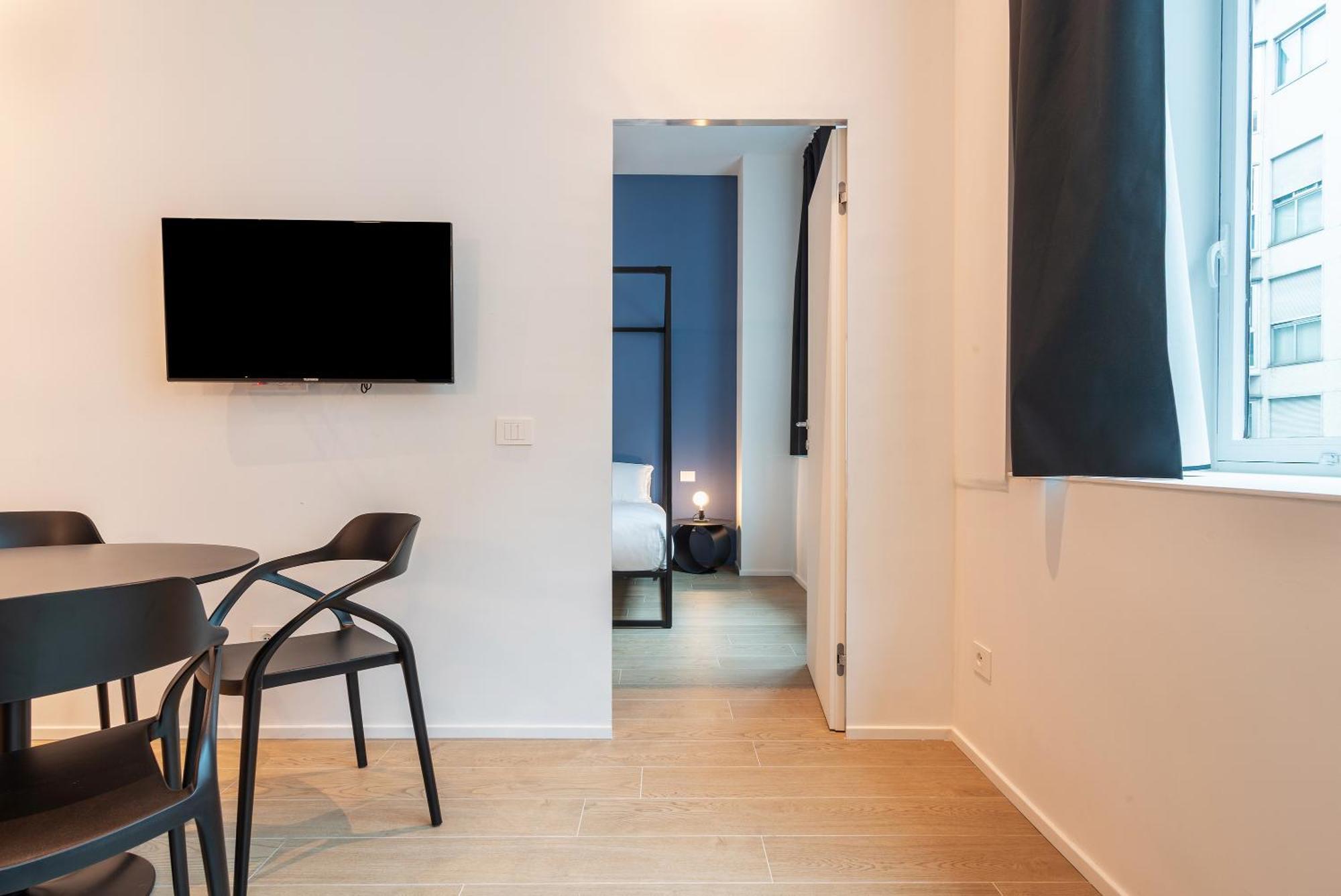 Easyhomes-City Centre Suites Милан Экстерьер фото