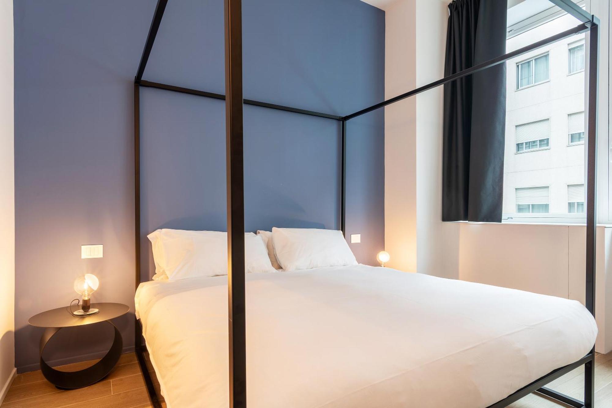 Easyhomes-City Centre Suites Милан Экстерьер фото