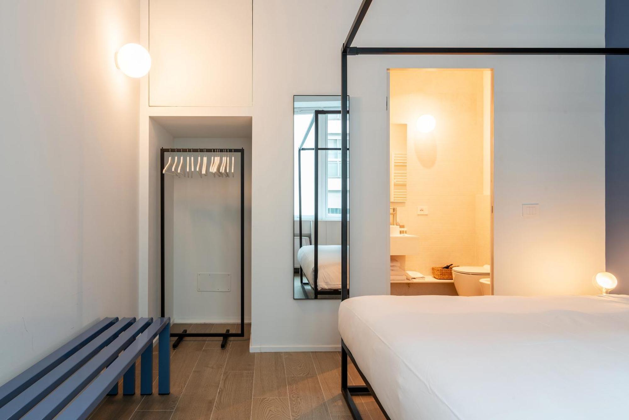 Easyhomes-City Centre Suites Милан Экстерьер фото
